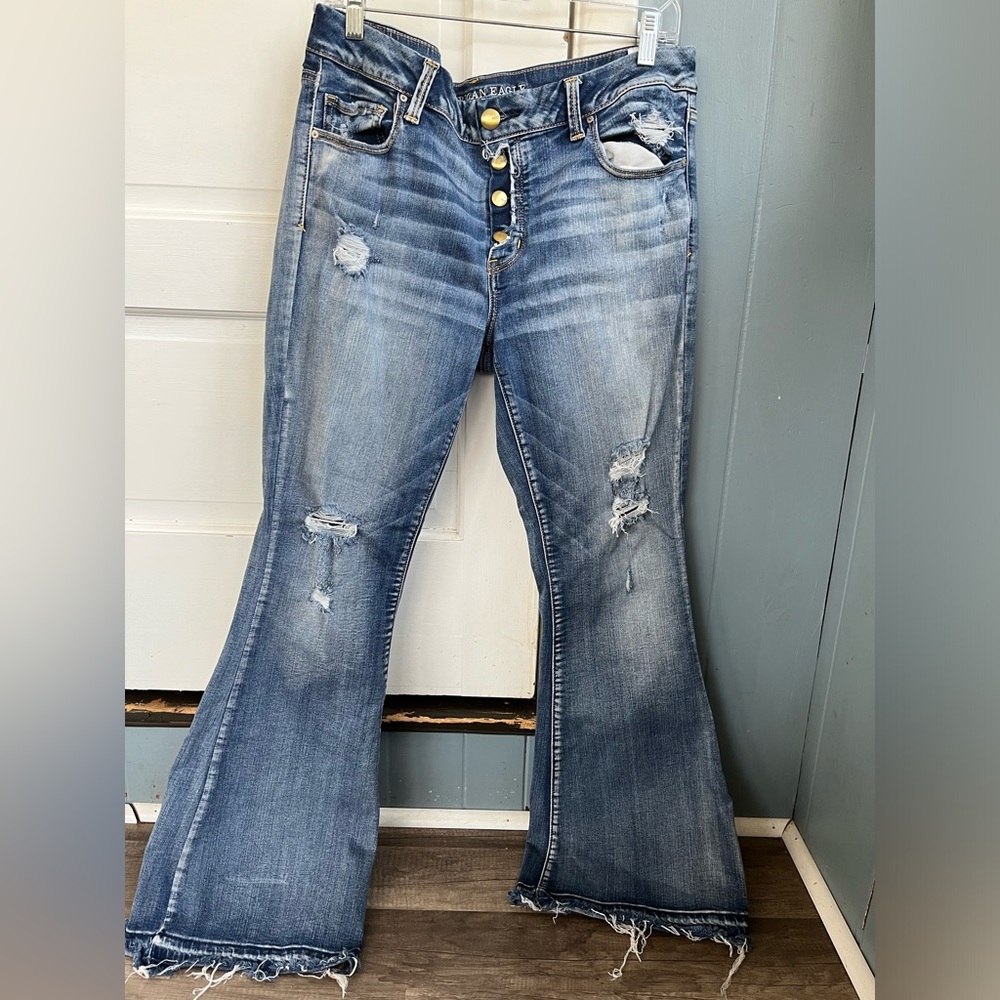 American Eagle wide leg raw hem denim pant. Destroyed style.